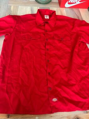 Dickies Men’s Red Casual Button-Down Work Shirt